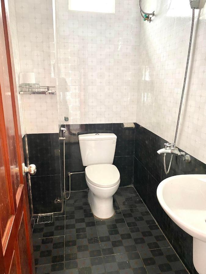 Khanh Vinh Hotel Da Nang Bagian luar foto