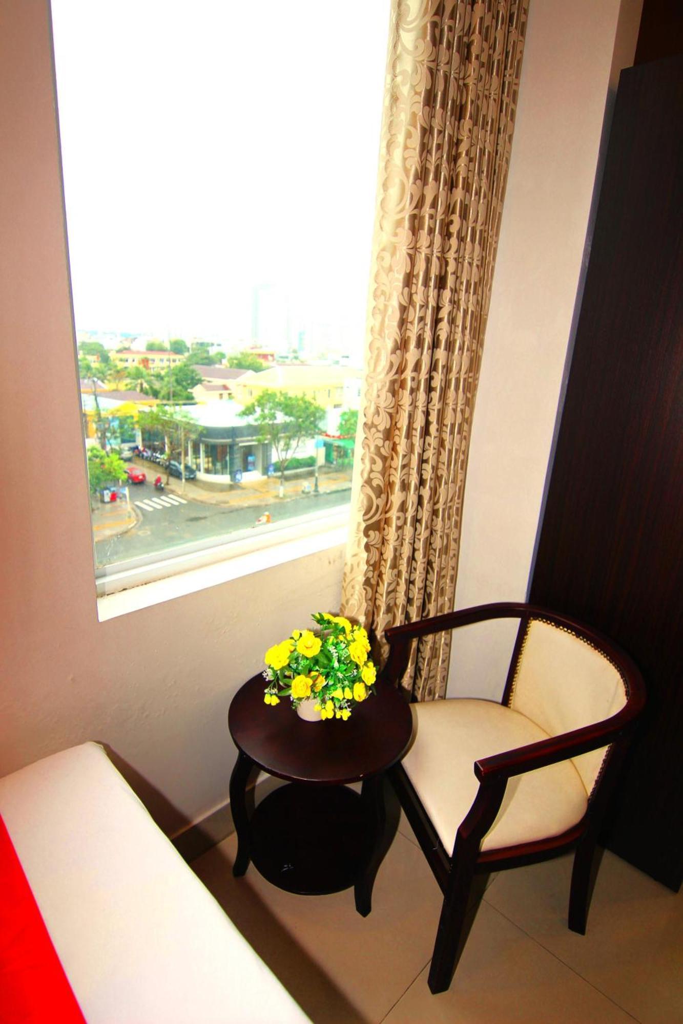 Khanh Vinh Hotel Da Nang Bagian luar foto